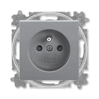 Zásuvka jednonásobná 55×55, s ochranným kolíkem, s clonkami, 6619H-A06557 69, ABB, Levit®M, ocelová