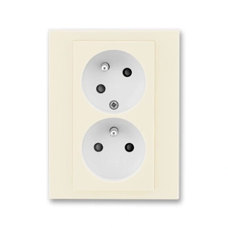 Zásuvka dvojnásobná bezšroubová, s clonkami, pootočená, 5513H-C02357 17, ABB, Levit®, slonová kost / bílá